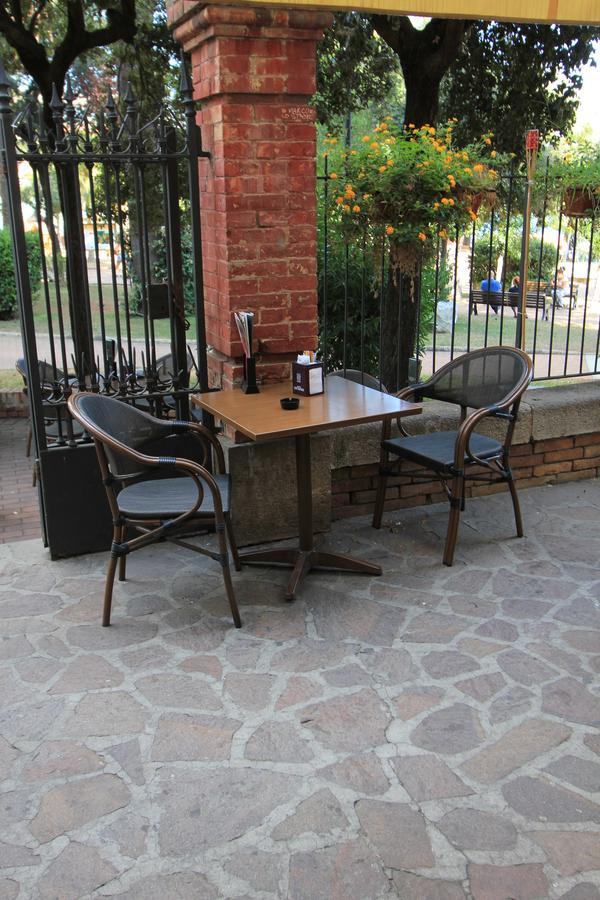 B&B Vitruvio Suites Formia Exterior photo